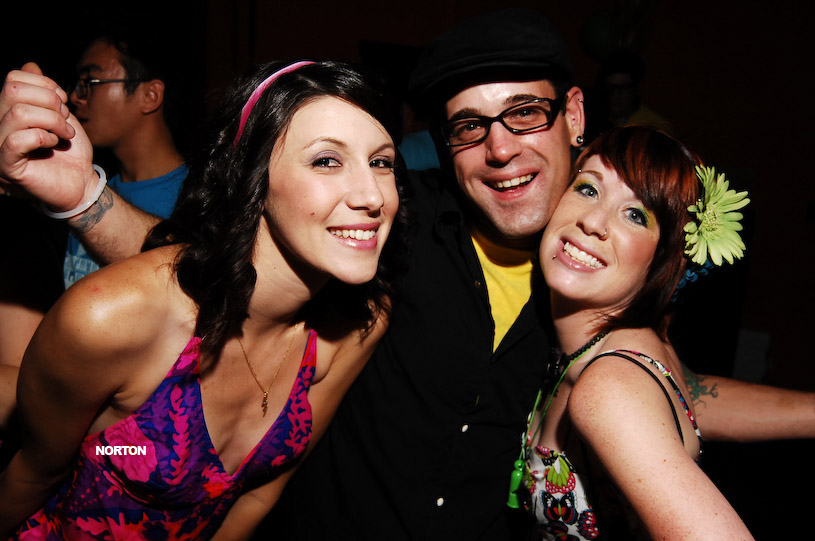 Neon Party @ U-31, photograph 140