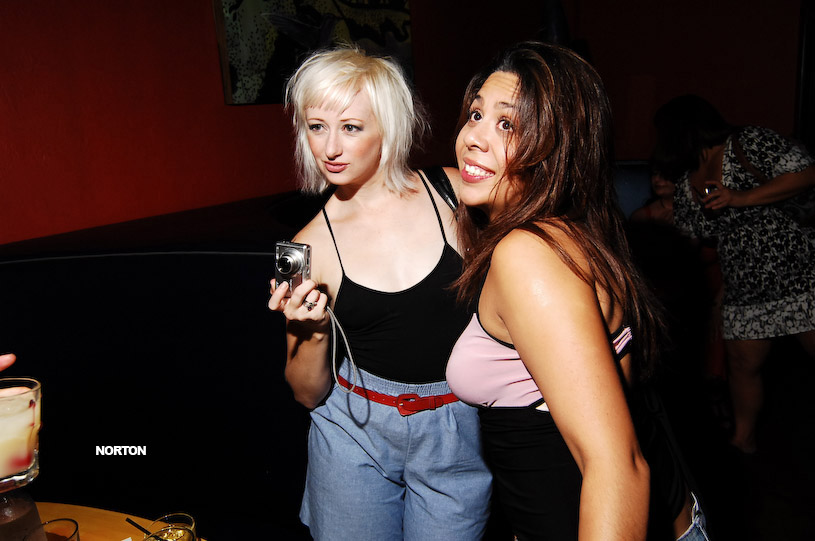 Neon Party @ U-31, photograph 151