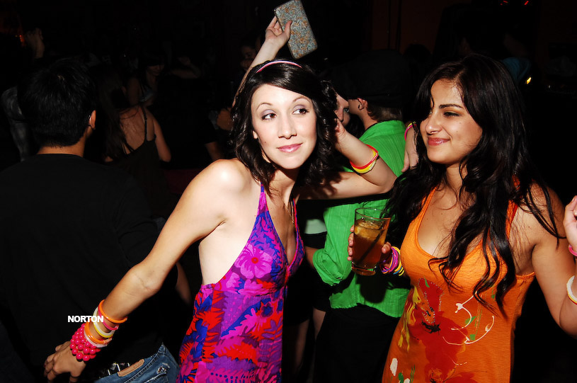 Neon Party @ U-31, photograph 156