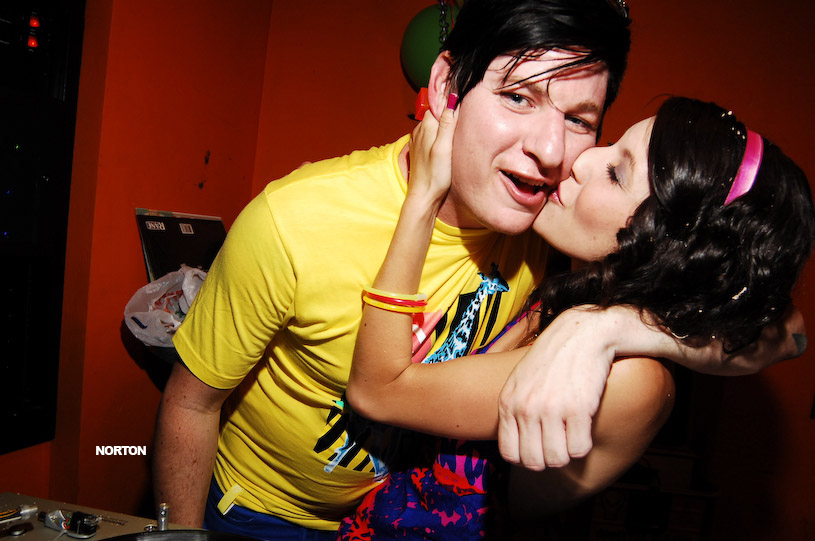 Neon Party @ U-31, photograph 175
