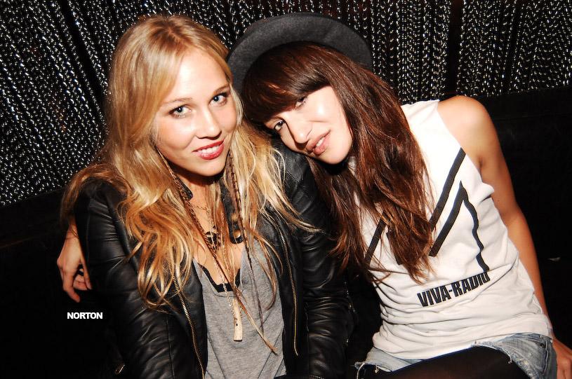 Neon Beat @ Bar West, photograph 61