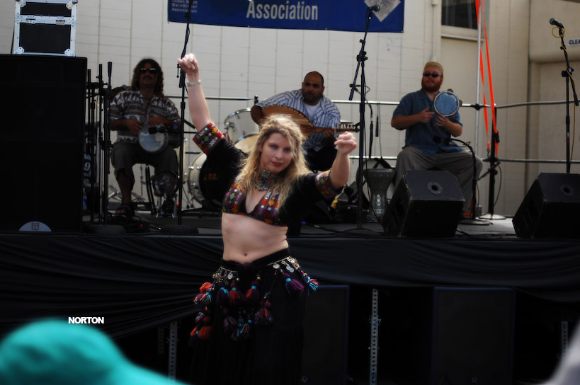 Welcome to the OB Street Fair, photograph 35