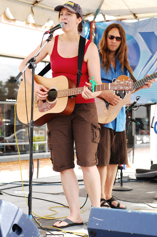 Welcome to the OB Street Fair, photograph 87