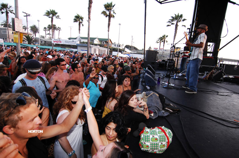 Welcome to the OB Street Fair, photograph 261