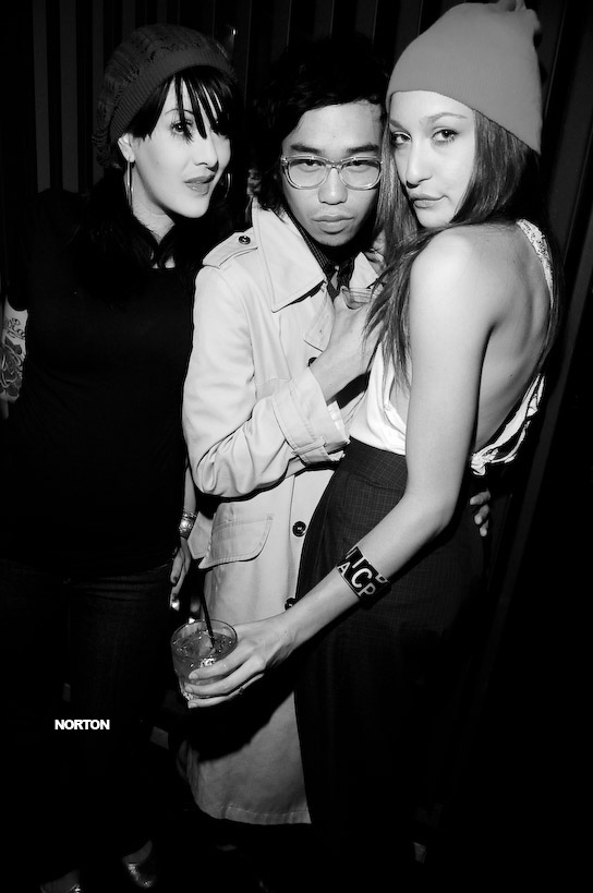 The Office Bar - Opening Night, photograph 13