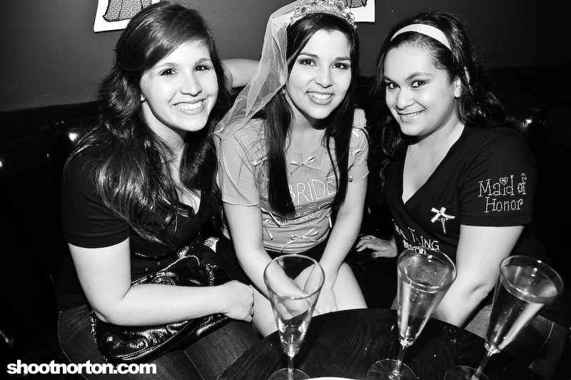 OVERTIME @ The Office Bar, photograph 8