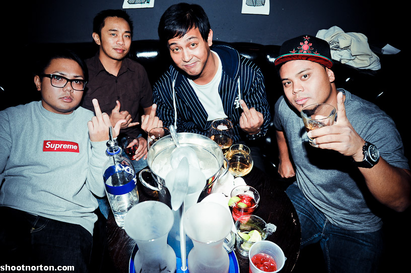 Overtime @ The Office, photograph 50