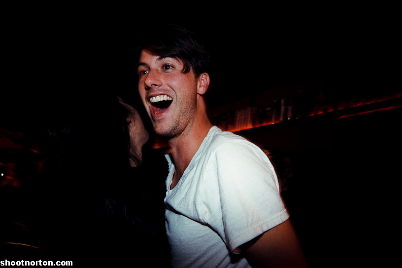 LESANDS + THE HOWLS @ Office Bar, photograph 72