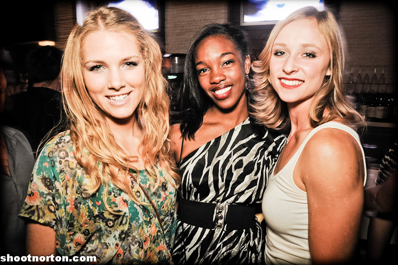 Beauty Bar Reunion Party @ The Office Bar, photograph 3