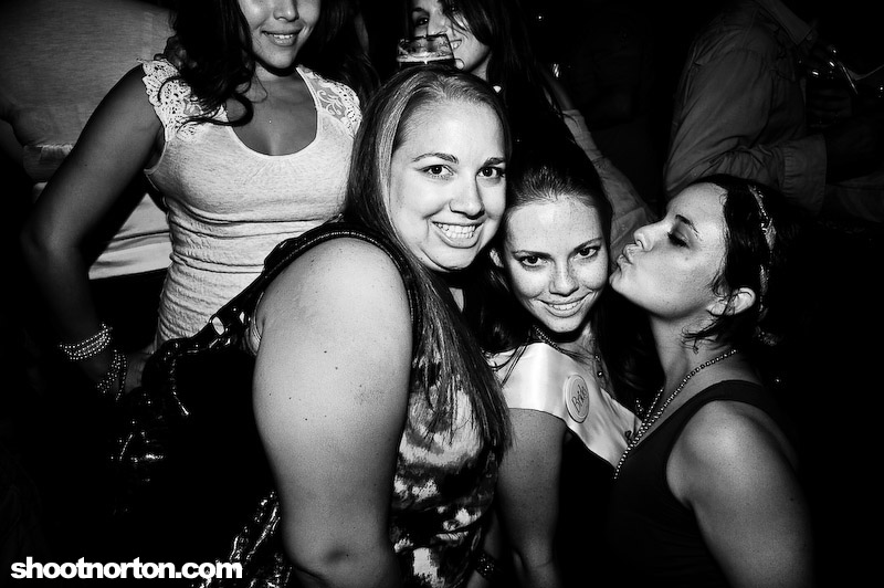 Overtime Fridays @ The Office Bar Inc., photograph 91