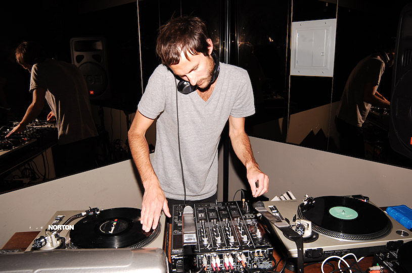 Disco @ The Office Bar, photograph 1