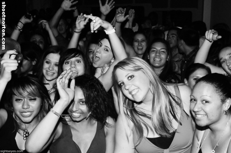 DEV Live @ On Broadway San Diego, photograph 31