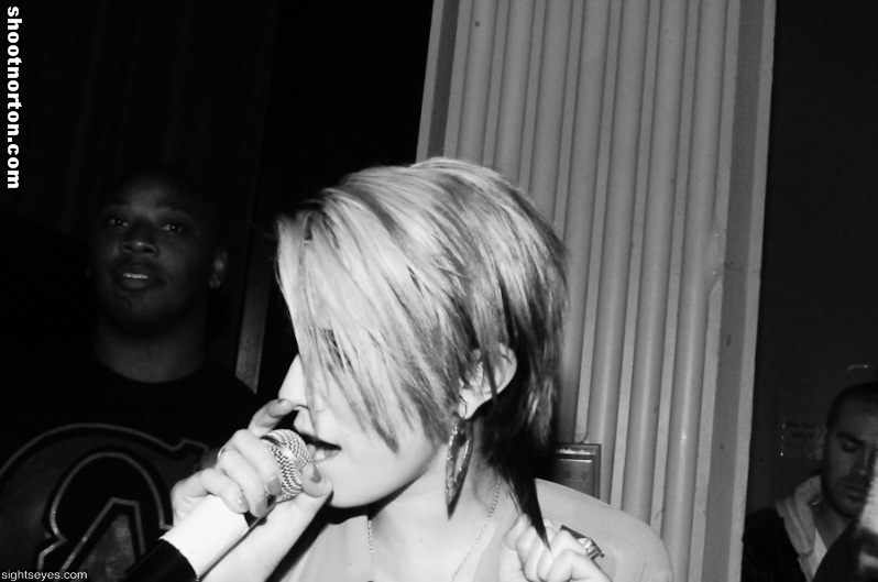 DEV Live @ On Broadway San Diego, photograph 43