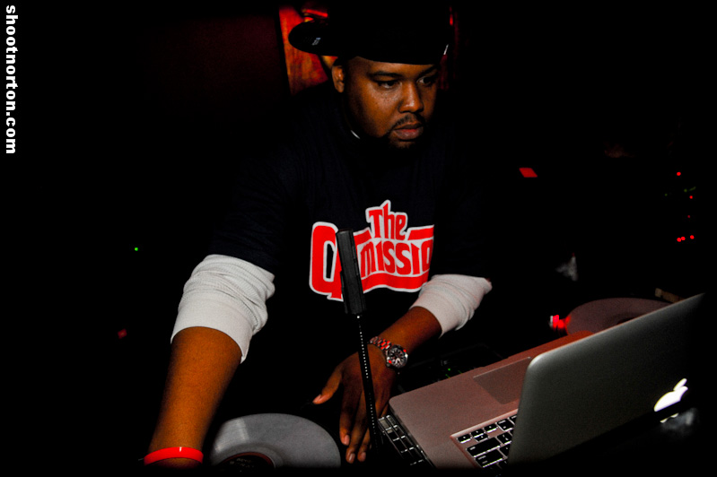 DEV Live @ On Broadway San Diego, photograph 104