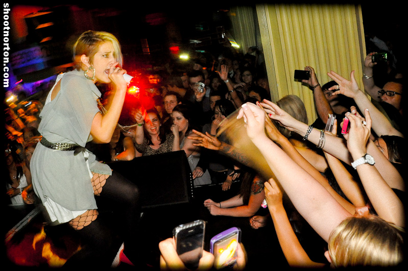 DEV Live @ On Broadway San Diego, photograph 135