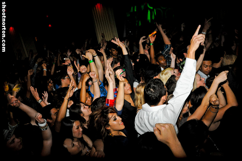 DEV Live @ On Broadway San Diego, photograph 147