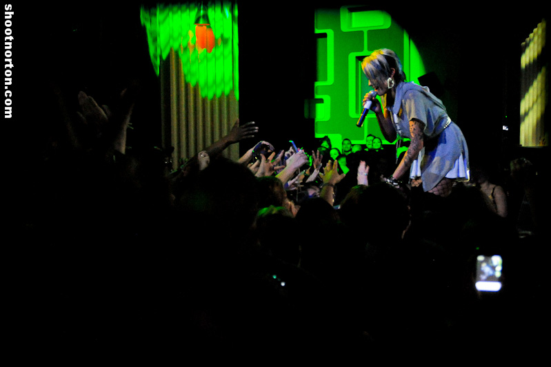 DEV Live @ On Broadway San Diego, photograph 151