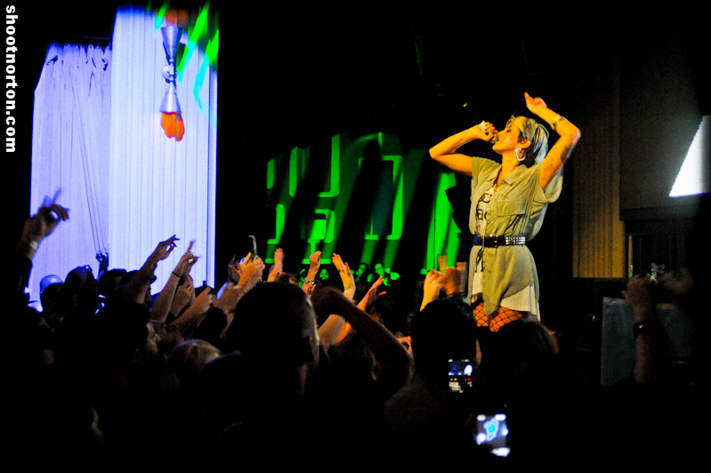 DEV Live @ On Broadway San Diego, photograph 155