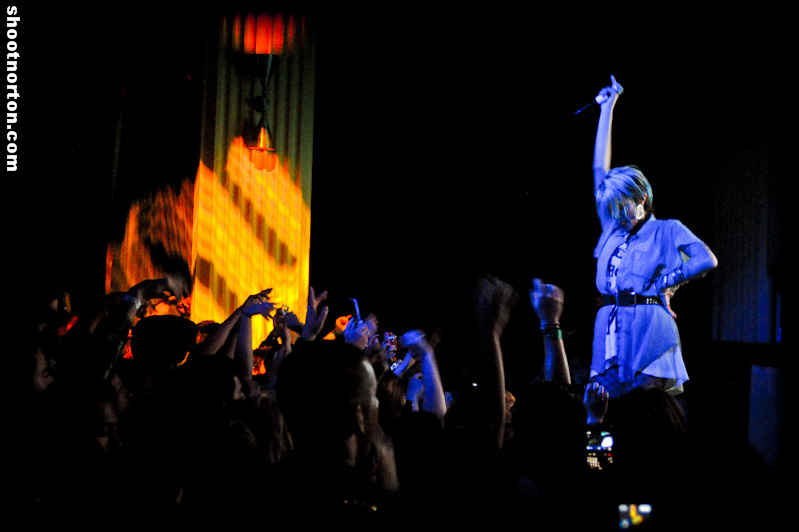 DEV Live @ On Broadway San Diego, photograph 156