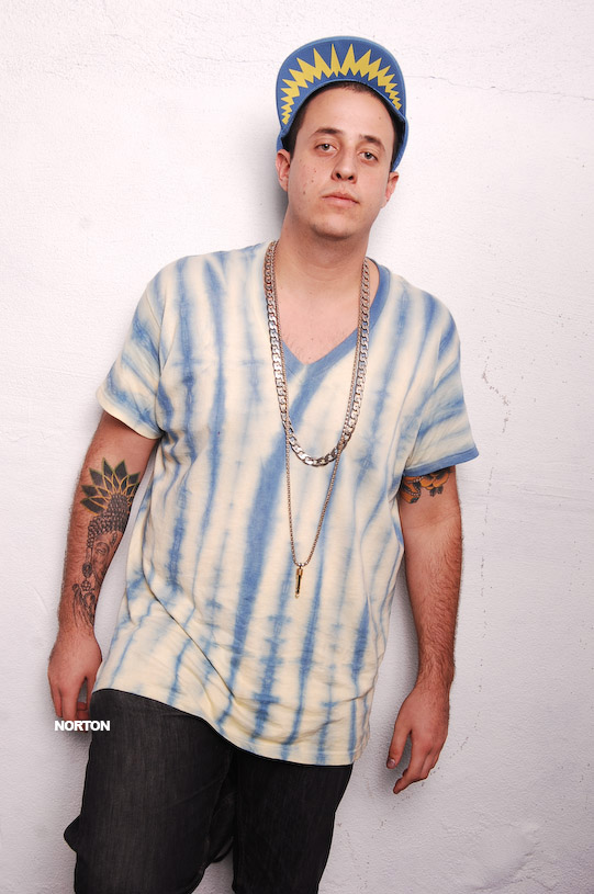 Go-Go Academy @ Airport - Posso the DJ, photograph 1