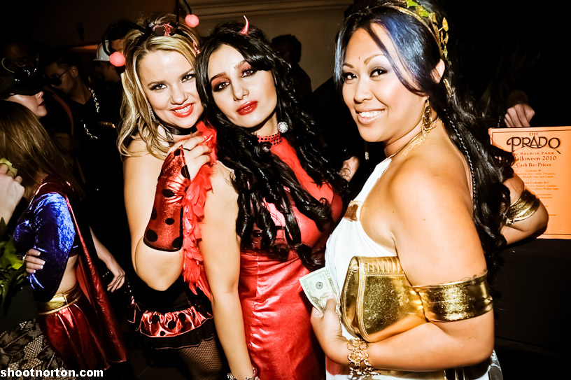 Halloween Ball @ The Prado, photograph 4