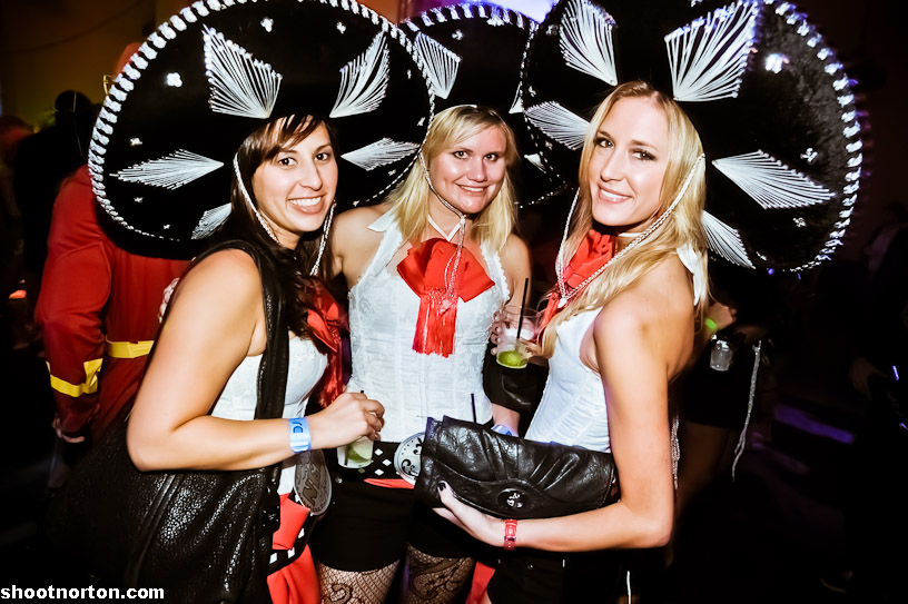 Halloween Ball @ The Prado, photograph 16