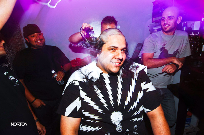SD vs. OC edition of MUTE Fridays @ Bar Proof, photograph 5