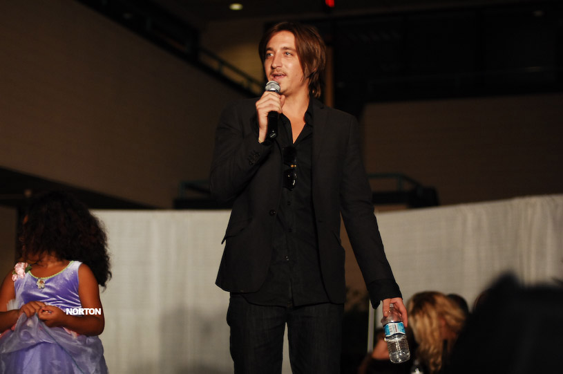Salon Radius Runway Event, photograph 24