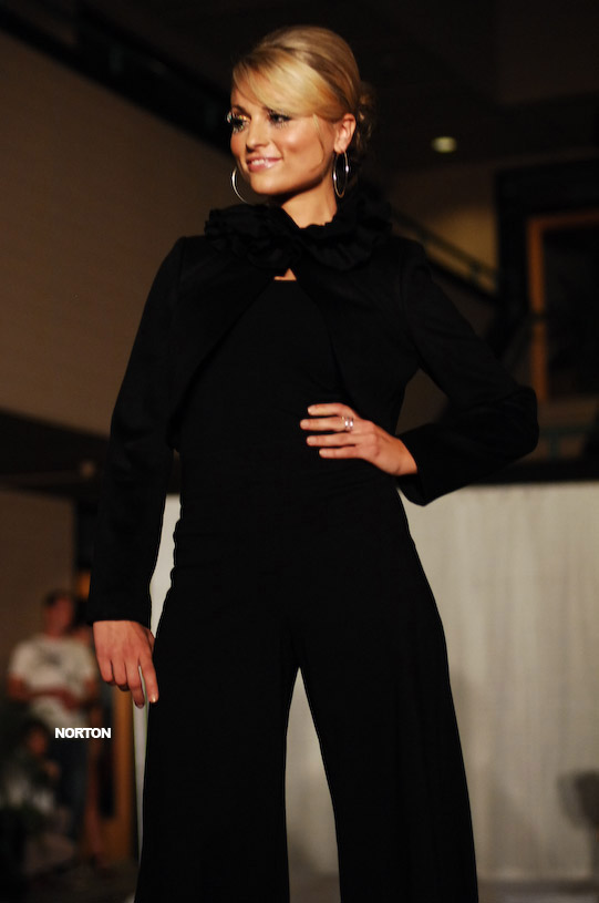 Salon Radius Runway Event, photograph 32