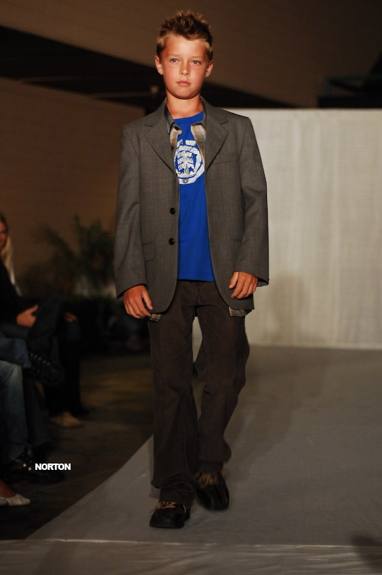 Salon Radius Runway Event, photograph 70
