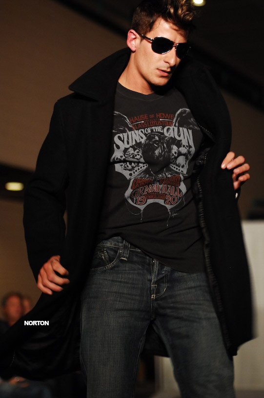 Salon Radius Runway Event, photograph 81