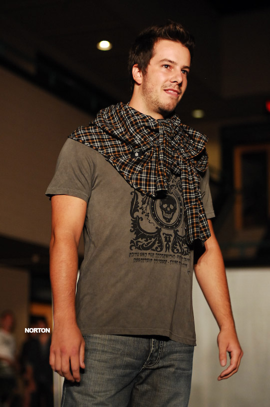 Salon Radius Runway Event, photograph 98