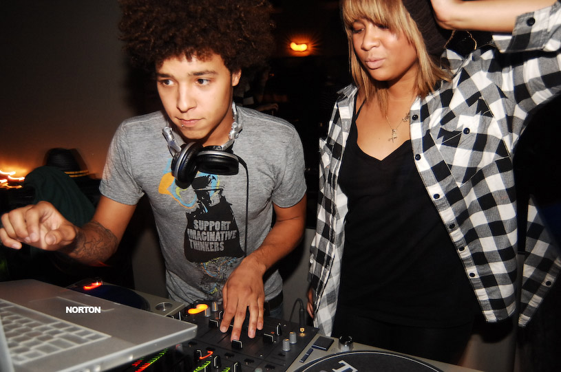 RE-AMP Thursdays @ The Office, photograph 48
