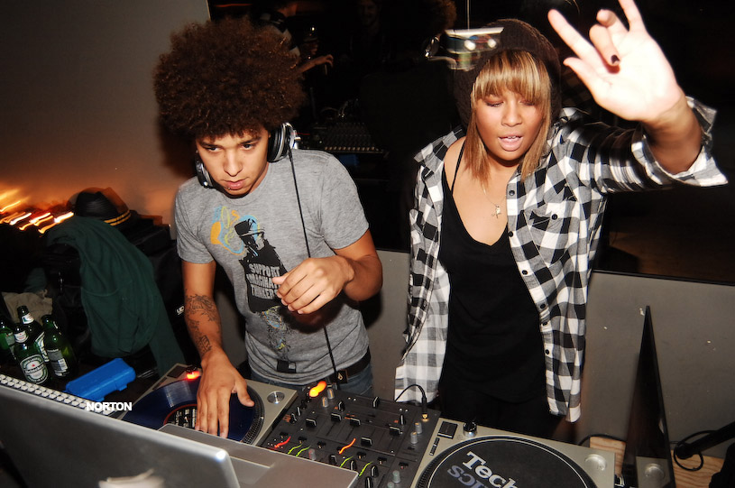RE-AMP Thursdays @ The Office, photograph 49