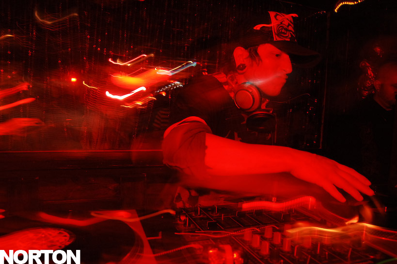 Fatlip @ Ruby Room - FOOTDOWN, photograph 31
