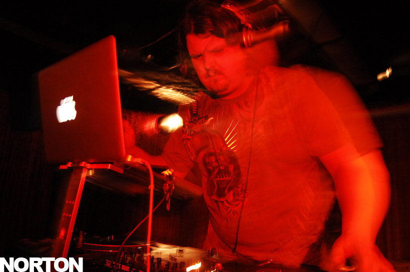 Fatlip @ Ruby Room - FOOTDOWN, photograph 51
