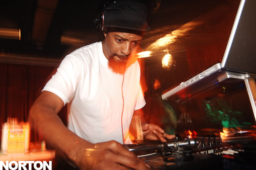 Fatlip @ Ruby Room - FOOTDOWN, photograph 129