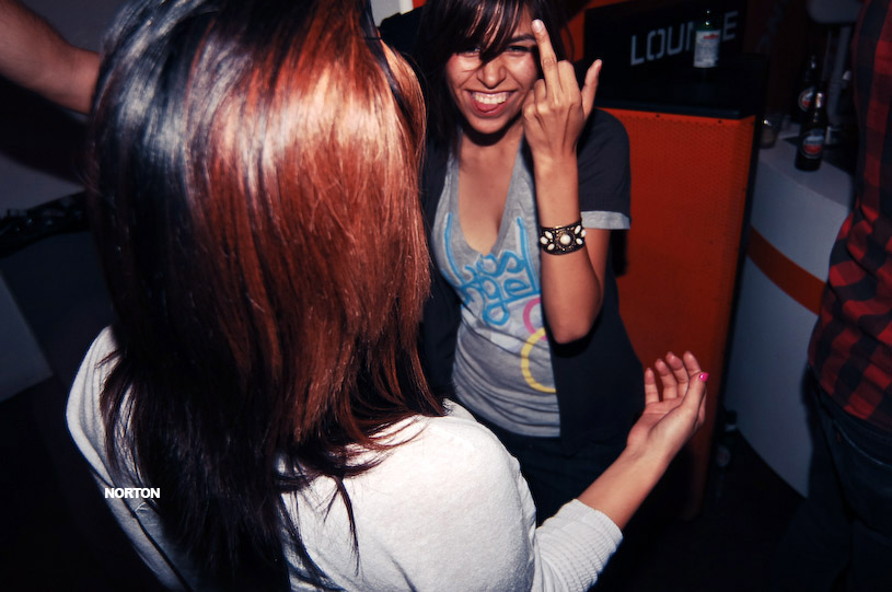 LA vs. SD @ Airport Lounge, photograph 167