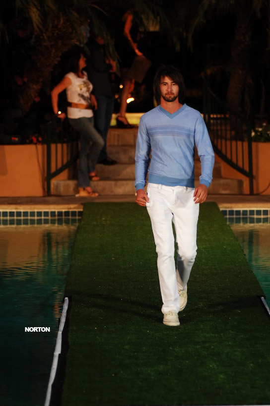 SUMMERBEAT 2008 @ the Lafayette Hotel - San Diego, photograph 85