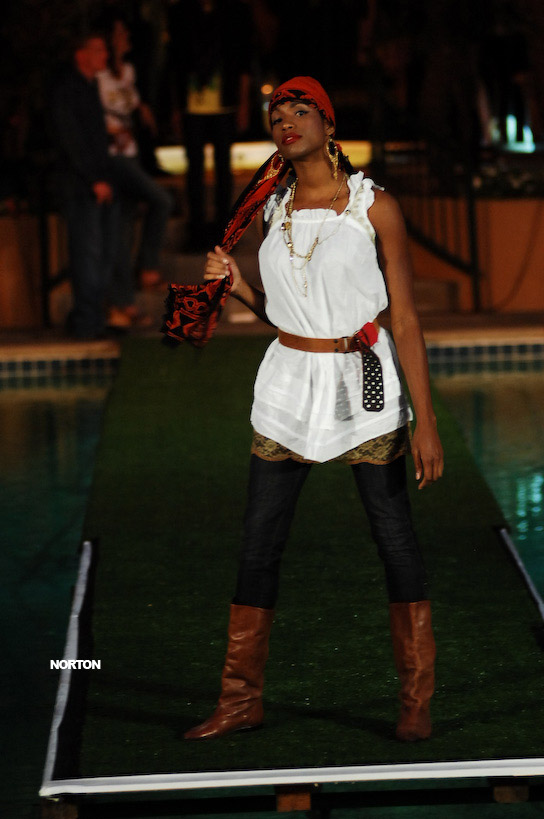 SUMMERBEAT 2008 @ the Lafayette Hotel - San Diego, photograph 109