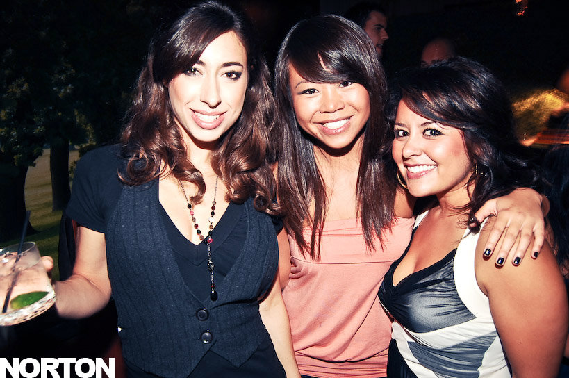 Syrah - Classics - Wednesday Nights, photograph 2