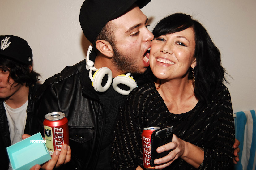 Pre-Thanksgiving Party @ U-31, photograph 124