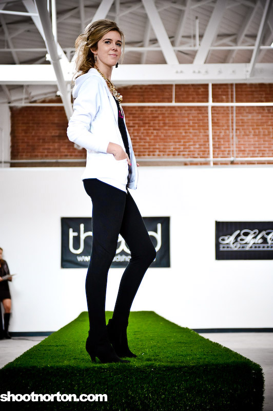 Thread Show San Diego @ The Wonderhaus, photograph 84