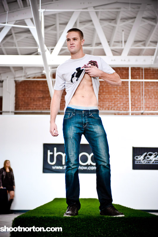 Thread Show San Diego @ The Wonderhaus, photograph 123