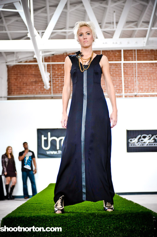 Thread Show San Diego @ The Wonderhaus, photograph 146