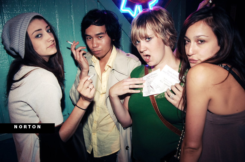Tower Bar - Lady Dottie and the Diamonds, photograph 3
