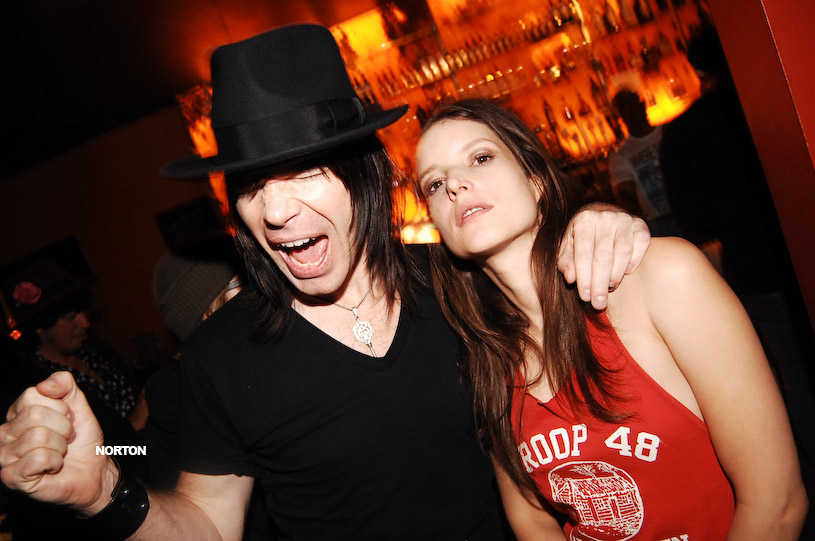 Lady Dottie and the Diamonds @ U-31, photograph 46