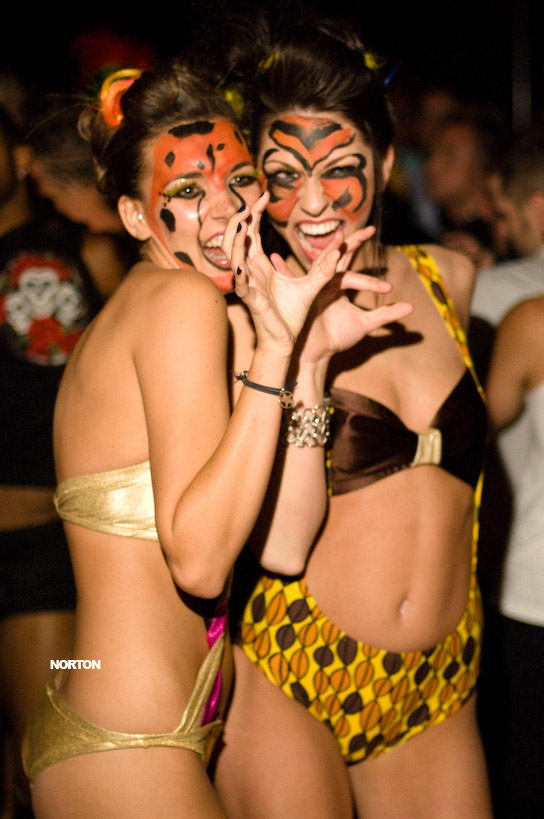 Fables by Barrie Fashion Show @ Universal San Diego, photograph 29