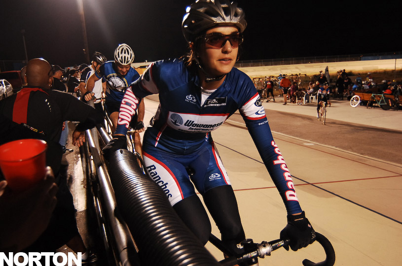 Tuesday Night @ The Velodrome & Office Bar, photograph 17