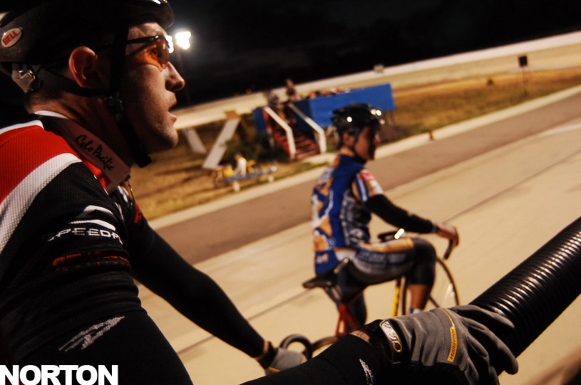 Tuesday Night @ The Velodrome & Office Bar, photograph 20